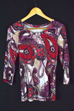 Load image into Gallery viewer, Abstract Paisley Print Top
