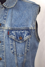 Load image into Gallery viewer, Levi Strauss Brand Denim Vest

