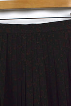 Load image into Gallery viewer, Paisley Print Skirt
