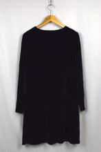 Load image into Gallery viewer, Black Velvet Dress
