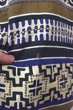 Load image into Gallery viewer, Abstract Print Shirt
