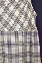 Load image into Gallery viewer, Checkered Dress

