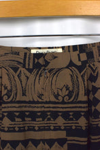 Load image into Gallery viewer, Abstract Print Skirt
