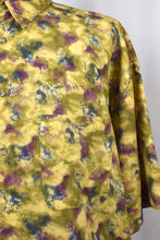 Load image into Gallery viewer, Abstract Print Shirt
