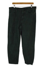 Load image into Gallery viewer, American Eagle Brand Corduroy Pants
