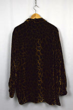 Load image into Gallery viewer, 0001 - REMOVE ME PLEASE! Velvet Cheetah Print Blouse
