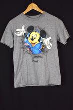 Load image into Gallery viewer, Disneyland Resort T-shirt
