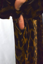 Load image into Gallery viewer, 0001 - REMOVE ME PLEASE! Velvet Cheetah Print Blouse
