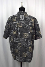 Load image into Gallery viewer, Paradise Island Brand Hawaiian Shirt
