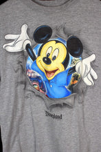 Load image into Gallery viewer, Disneyland Resort T-shirt
