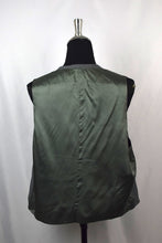 Load image into Gallery viewer, 72 Grey Pin Stripe Waistcoat
