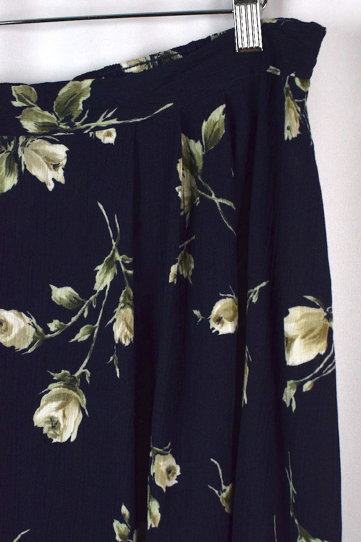 Navy Floral Print Skirt