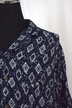 Load image into Gallery viewer, Diamond Print Shirt
