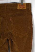 Load image into Gallery viewer, Levi Strauss Brand Corduroy Pants
