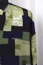 Load image into Gallery viewer, Abstract Print Shirt

