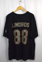 Load image into Gallery viewer, 2012 Eric Lindros Philadelphia Flyers NHL T-shirt
