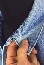 Load image into Gallery viewer, Ladies Levi Strauss Brand Denim Jacket
