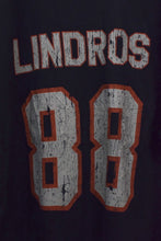 Load image into Gallery viewer, 2012 Eric Lindros Philadelphia Flyers NHL T-shirt
