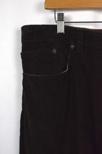 Load image into Gallery viewer, Eddie Bauer Brand Corduroy Pants
