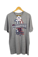 Load image into Gallery viewer, DEADSTOCK 2018 Boston Red Sox MLB T-shirt
