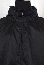 Load image into Gallery viewer, 90s Eddie Bauer Brand Spray Jacket
