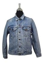 Load image into Gallery viewer, Levi&#39;s Brand Denim Jacket

