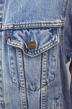Load image into Gallery viewer, Levi&#39;s Brand Denim Jacket

