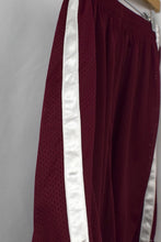 Load image into Gallery viewer, Nike Brand Basketball Shorts
