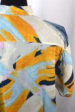 Load image into Gallery viewer, Abstract Print Shirt
