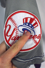 Load image into Gallery viewer, New York Yankees MLB Warm Up Jersey
