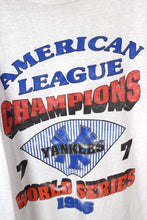 Load image into Gallery viewer, 1996 New York Yankees MLB T-shirt
