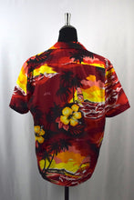 Load image into Gallery viewer, 80/90s Hawaiian Shirt
