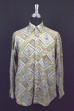 Load image into Gallery viewer, Abstract Diamond Print Shirt
