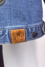 Load image into Gallery viewer, 90s/00s Mickey Mouse Denim Jacket
