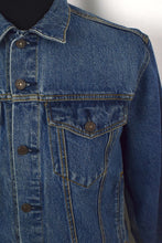 Load image into Gallery viewer, Levi Strauss Brand Denim Jacket
