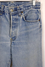 Load image into Gallery viewer, Levi&#39;s Strauss Brand Jeans
