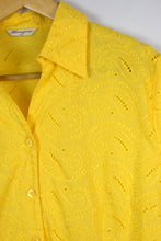 Load image into Gallery viewer, Yellow Paisley Print Blouse
