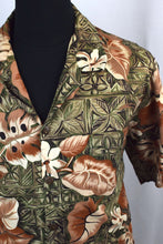 Load image into Gallery viewer, 80s/90s Bishop St. Brand Leaf Print Shirt
