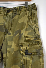 Load image into Gallery viewer, Quicksilver Brand Cargo Shorts
