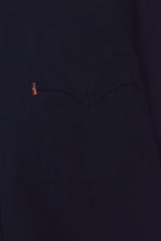 Load image into Gallery viewer, Black Levi&#39;s Brand Shirt
