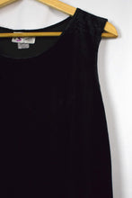 Load image into Gallery viewer, 80s/90s Velvet top
