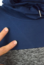 Load image into Gallery viewer, DEADSTOCK Dallas Cowboys NFL Hoodie
