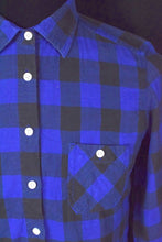 Load image into Gallery viewer, Checkered Flannel Shirt
