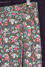 Load image into Gallery viewer, AGASA Brand Floral Print Skirt
