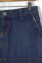 Load image into Gallery viewer, Gap Brand Mini Skirt
