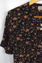 Load image into Gallery viewer, 80s/90s Floral Print Dress
