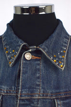 Load image into Gallery viewer, Levi&#39;s Brand Denim Jacket
