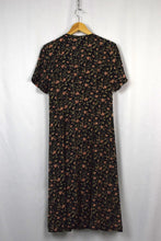 Load image into Gallery viewer, 80s/90s Floral Print Dress
