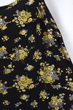 Load image into Gallery viewer, 80s/90s Floral Print Dress

