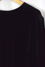 Load image into Gallery viewer, Black Velvet Dress
